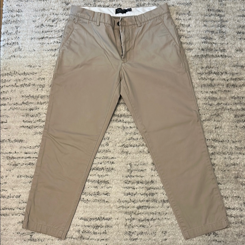 Club Monaco Slim Fit Tan Chinos Pants 30/30